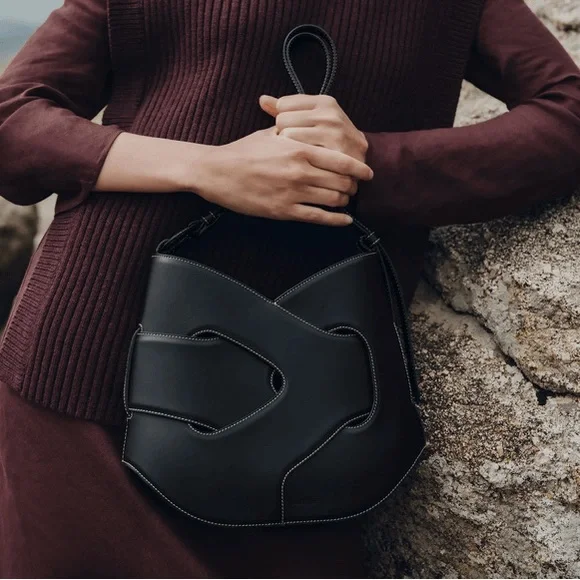 Polene Paris Black Leather Nodde Hobo Shoulder Crossbody Bag, adjustable strap - Picture 3 of 17